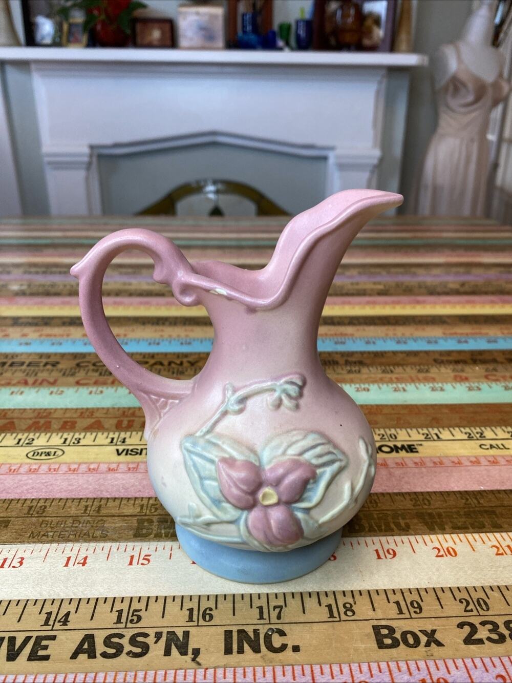 Vintage HULL Art Pottery USA W-2 - 5-1/2 Water Lilly Ewer Pitcher Vase Art Deco